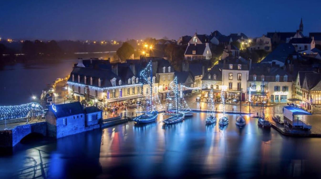 IDÉAL- En plein milieu du PORT de ST GOUSTAN à AURAY- Grand T2 - 50M2 -Belle Terrasse Extérieur photo